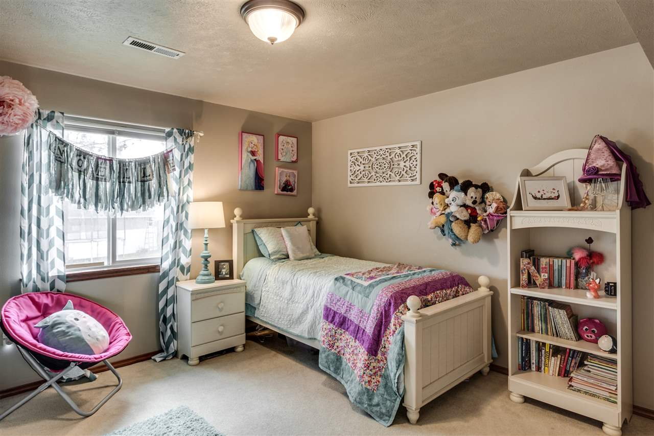 802 Upper Terrace Lane Colbert, WA 99005 - Photo 15 of 20