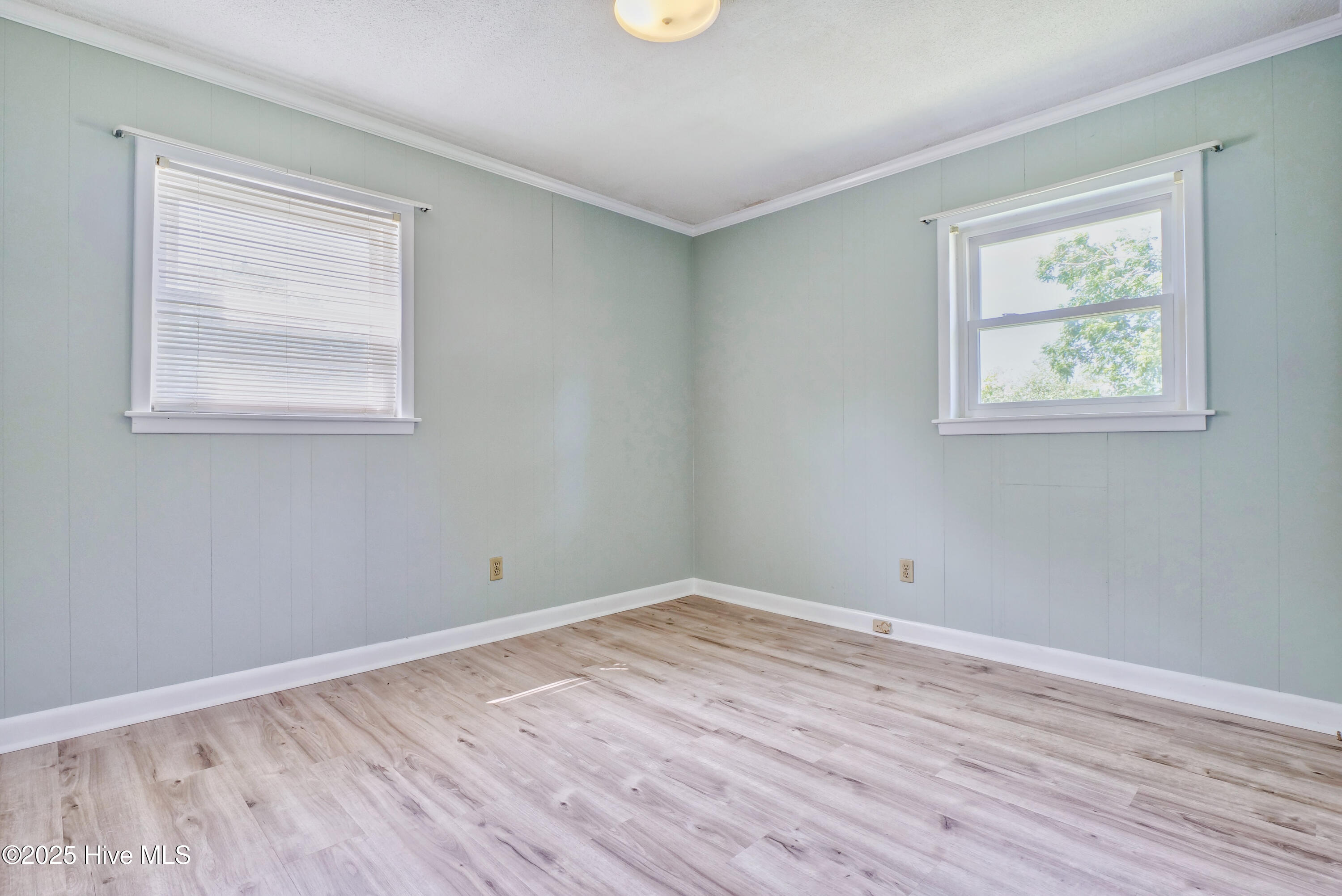 665 Hughes Road Hampstead, NC 28443 - Photo 15 of 40