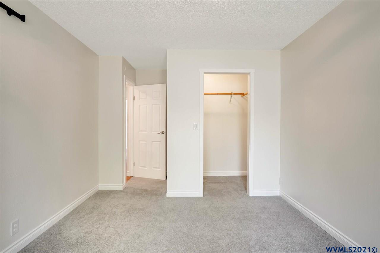 1321 Filbert Street Lebanon, OR 97355 - Photo 29 of 38 Gallery Image 29