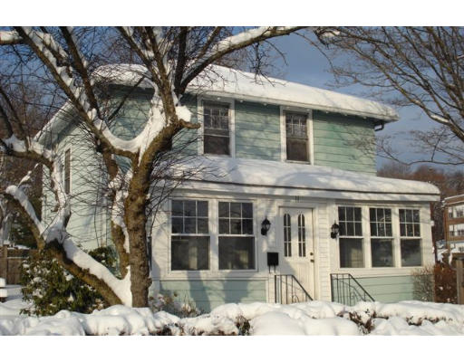 11 Nutting Road Waltham, MA 02451 - Photo 1 of 21 Gallery Image 1