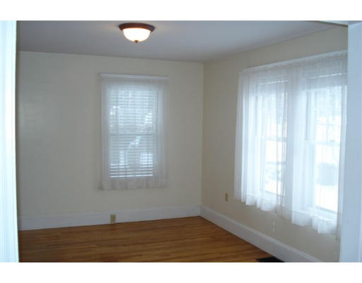 11 Nutting Road Waltham, MA 02451 - Photo 9 of 21 Gallery Image 9