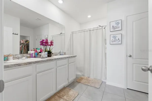$355,000 | 807 Auburn Grv Court, Auburndale, FL 33823