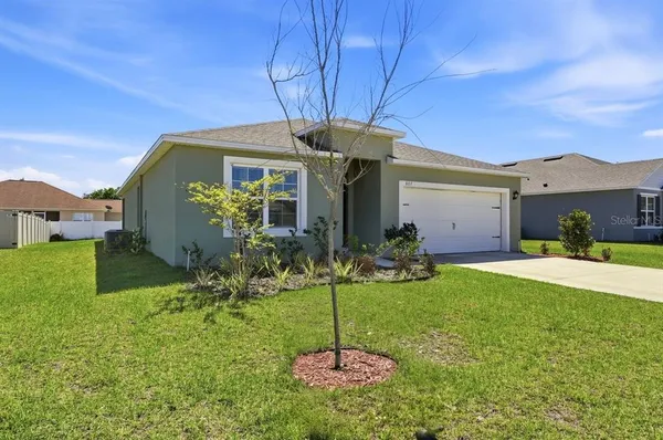$355,000 | 807 Auburn Grv Court, Auburndale, FL 33823
