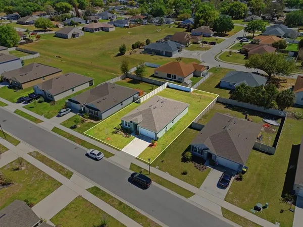 $355,000 | 807 Auburn Grv Court, Auburndale, FL 33823