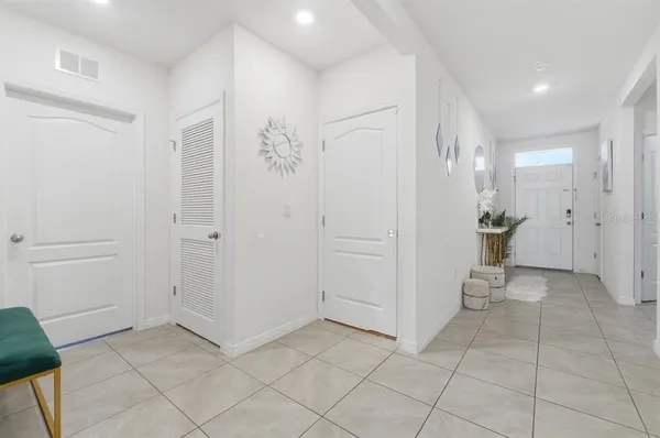 $355,000 | 807 Auburn Grv Court, Auburndale, FL 33823