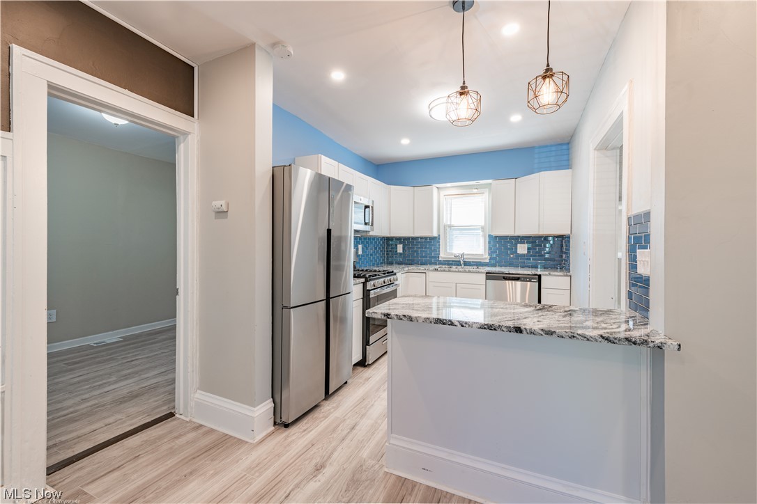 3276 Kildare Road Cleveland, OH 44118 - Photo 6 of 33 Gallery Image 6