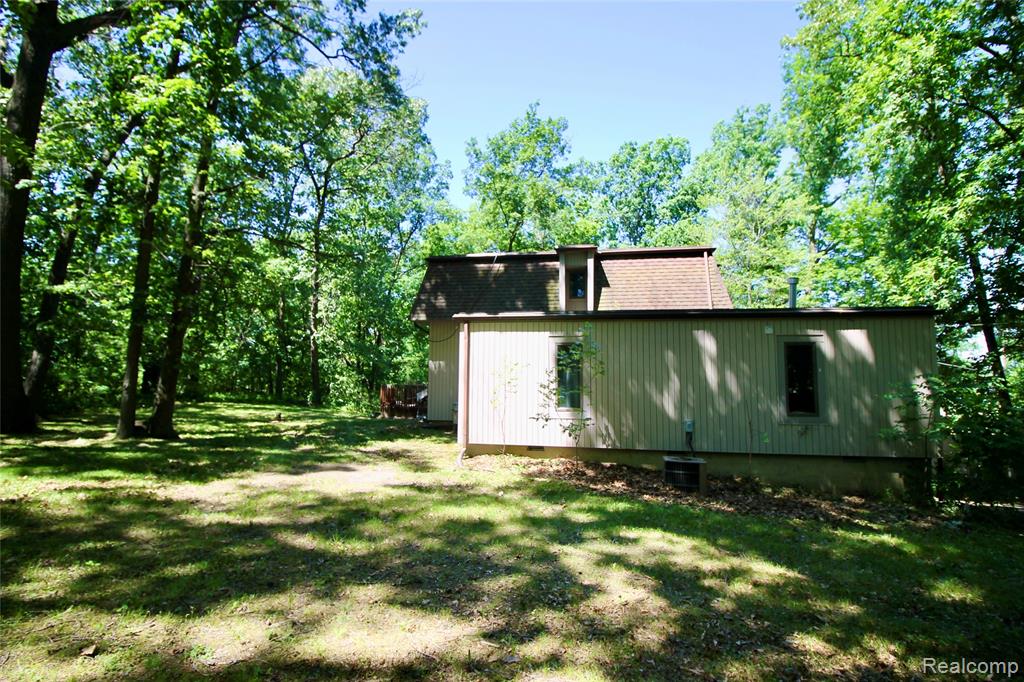 3515 Lahring Road Linden, MI 48451 - Photo 26 of 27
