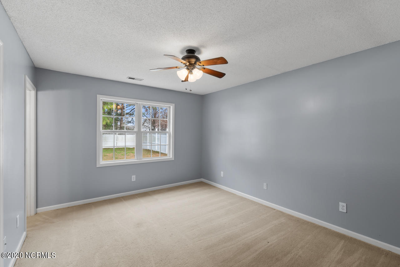 274 Parnell Road Hubert, NC 28539 - Photo 12 of 16 12