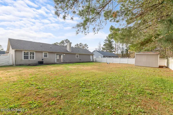 $1,500 | 274 Parnell Road, Hubert, NC 28539