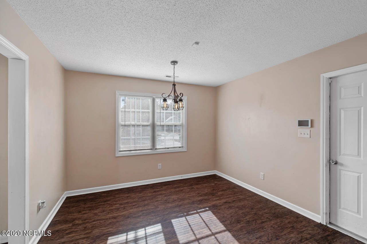 274 Parnell Road Hubert, NC 28539 - Photo 5 of 16 5