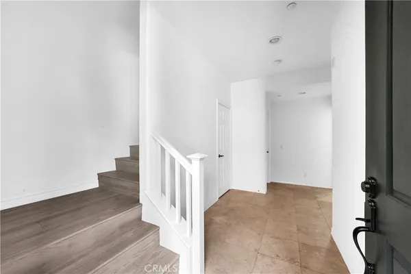 $4,300 | 146 Vintage, Irvine, CA 92620