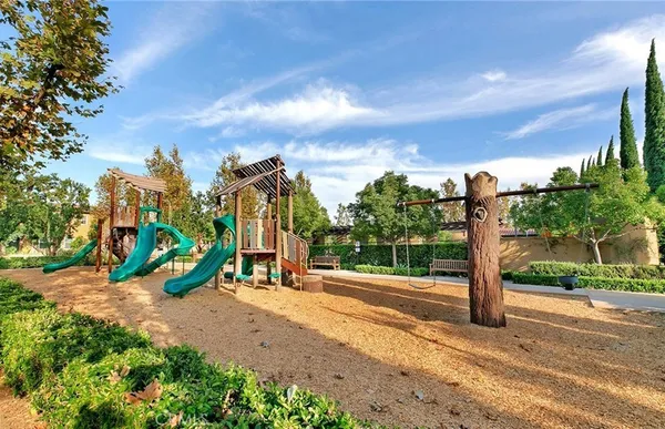 $4,300 | 146 Vintage, Irvine, CA 92620