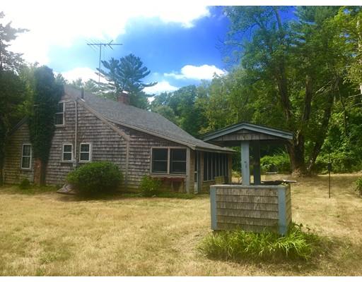 22 Winter Street Middleboro, MA 02346 - Photo 8 of 14 a front view of a house with garden