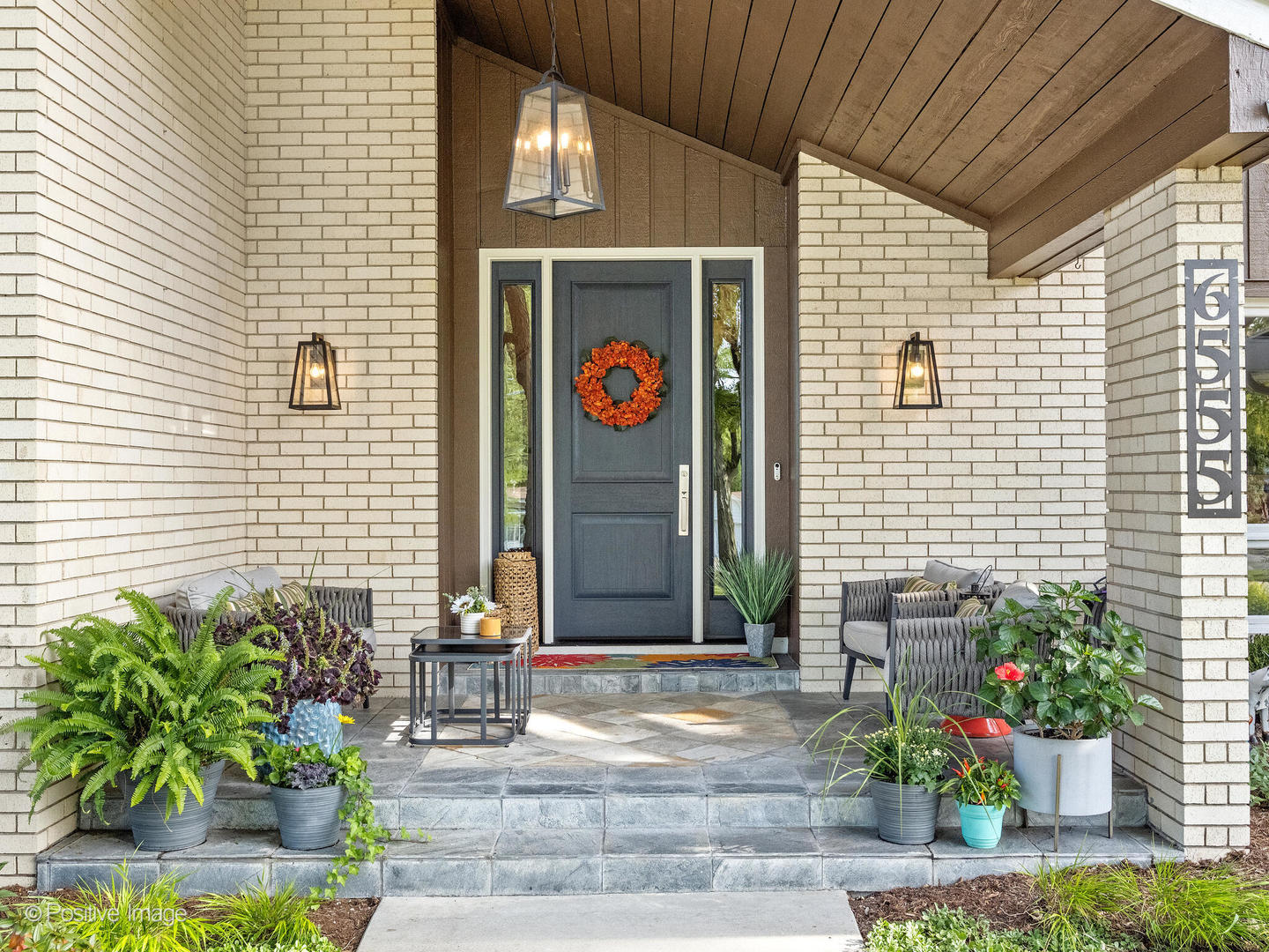 6555 Shabbona Road Indian Head Park, IL 60525 - Photo 2 of 63