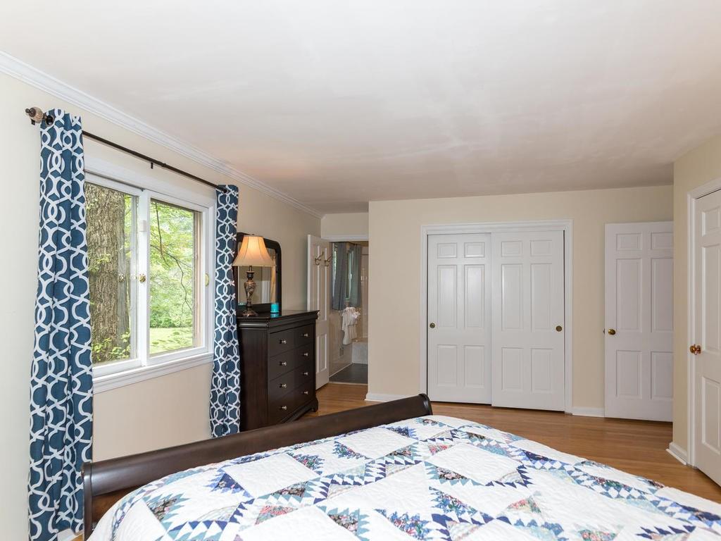 6340 Bramshaw Road Indianapolis, IN 46220 - Photo 13 of 24 Gallery Image 13