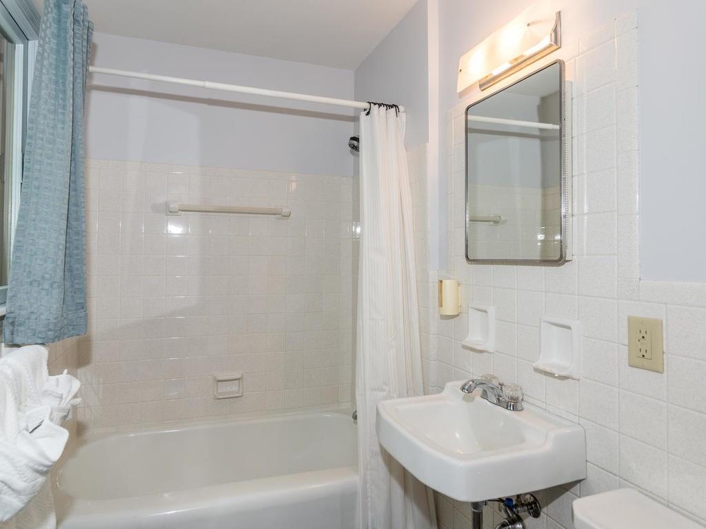 6340 Bramshaw Road Indianapolis, IN 46220 - Photo 14 of 24 Gallery Image 14