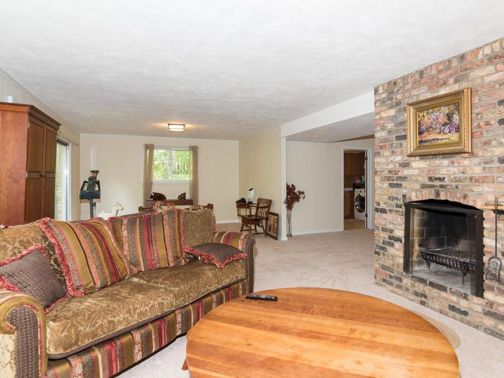 6340 Bramshaw Road Indianapolis, IN 46220 - Photo 10 of 24 Gallery Image 10