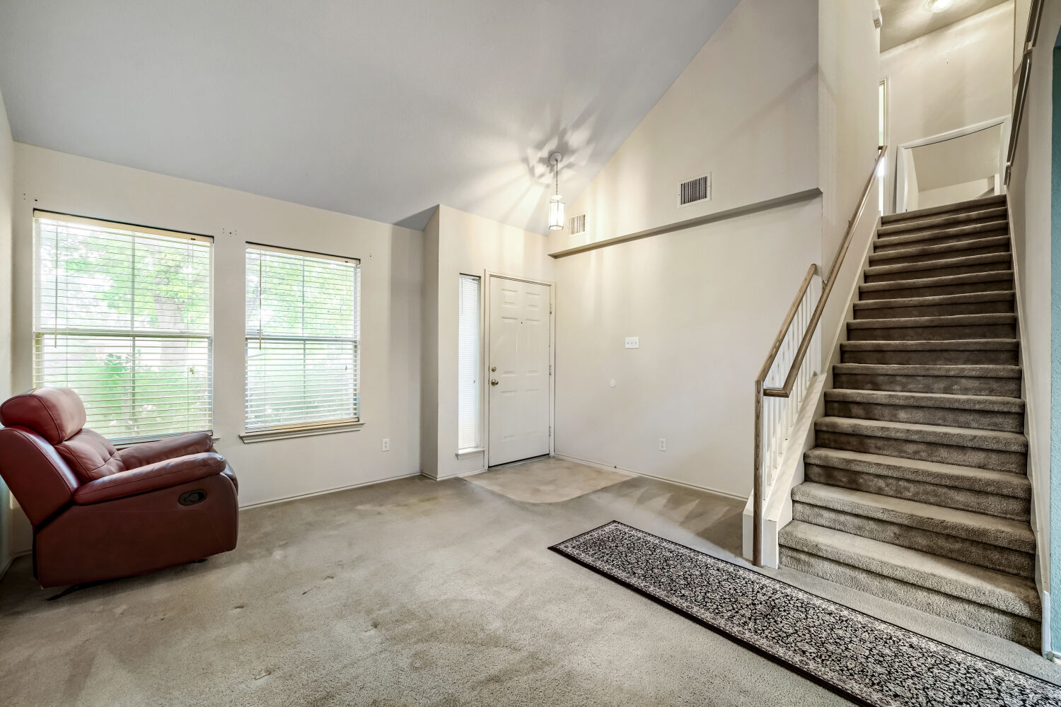1017 Coronation Way Pflugerville, TX 78660 - Photo 2 of 17