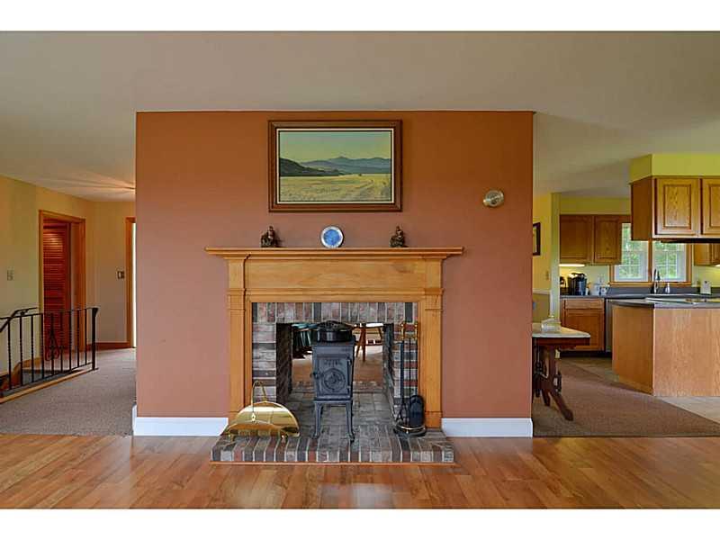 527 Hodsdon Road Pownal, ME 04069 - Photo 13 of 14 Living Room.