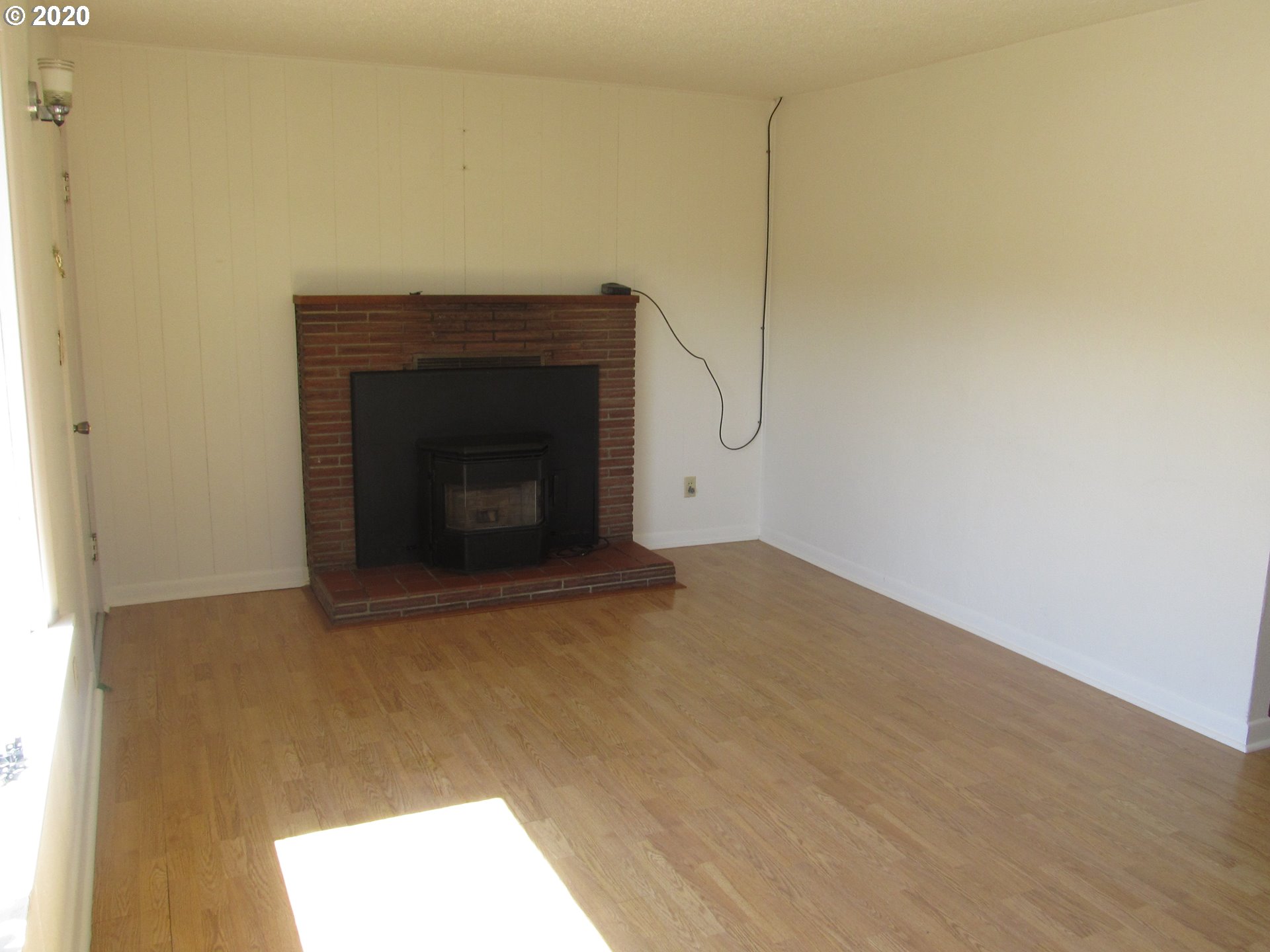 2149 Cedar Avenue Reedsport, OR 97467 - Photo 8 of 10 Gallery Image 8