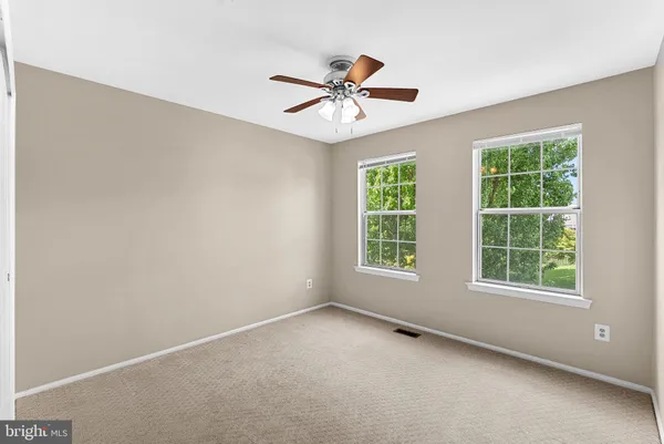 $760,000 | 28 Bedford Drive, Sterling, VA 20165