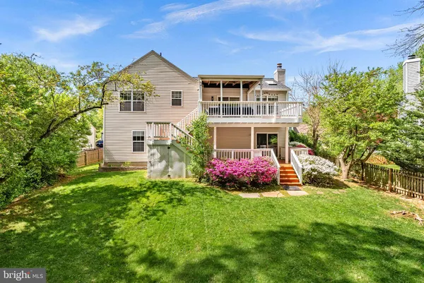 $760,000 | 28 Bedford Drive, Sterling, VA 20165