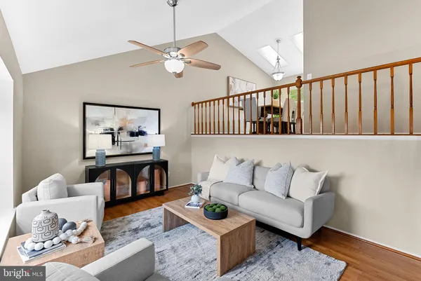 $760,000 | 28 Bedford Drive, Sterling, VA 20165