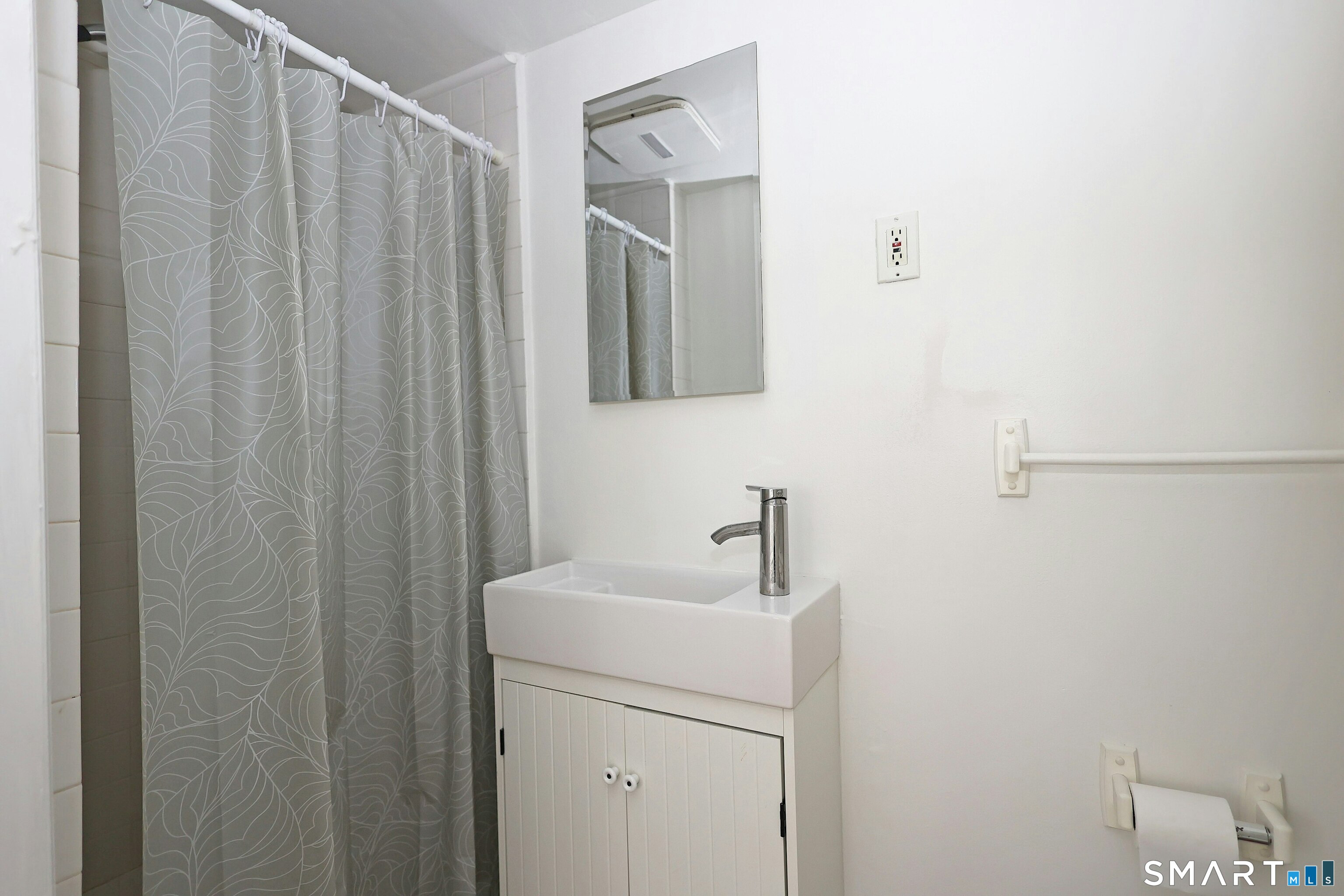 121 Westport Road, Unit 2 Wilton, CT 06897 - Photo 16 of 32