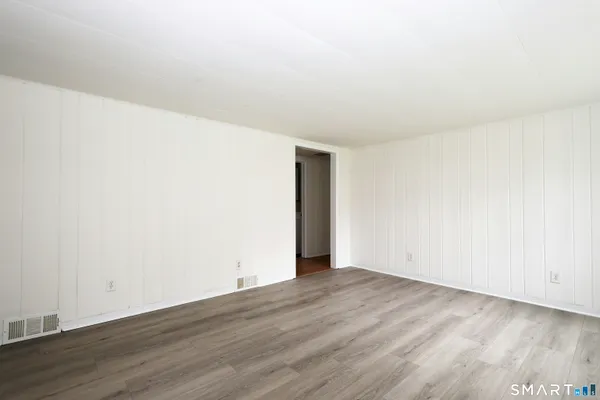 $3,400 | 121 Westport Road, Unit 2, Wilton, CT 06897