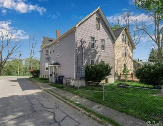 $1,400 | 13 Nason Parkway, Lackawanna, NY 14218