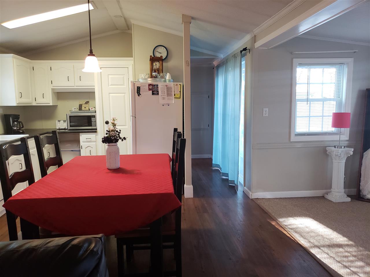 5 North Dewberry Rochester, NH 03867 - Photo 2 of 24