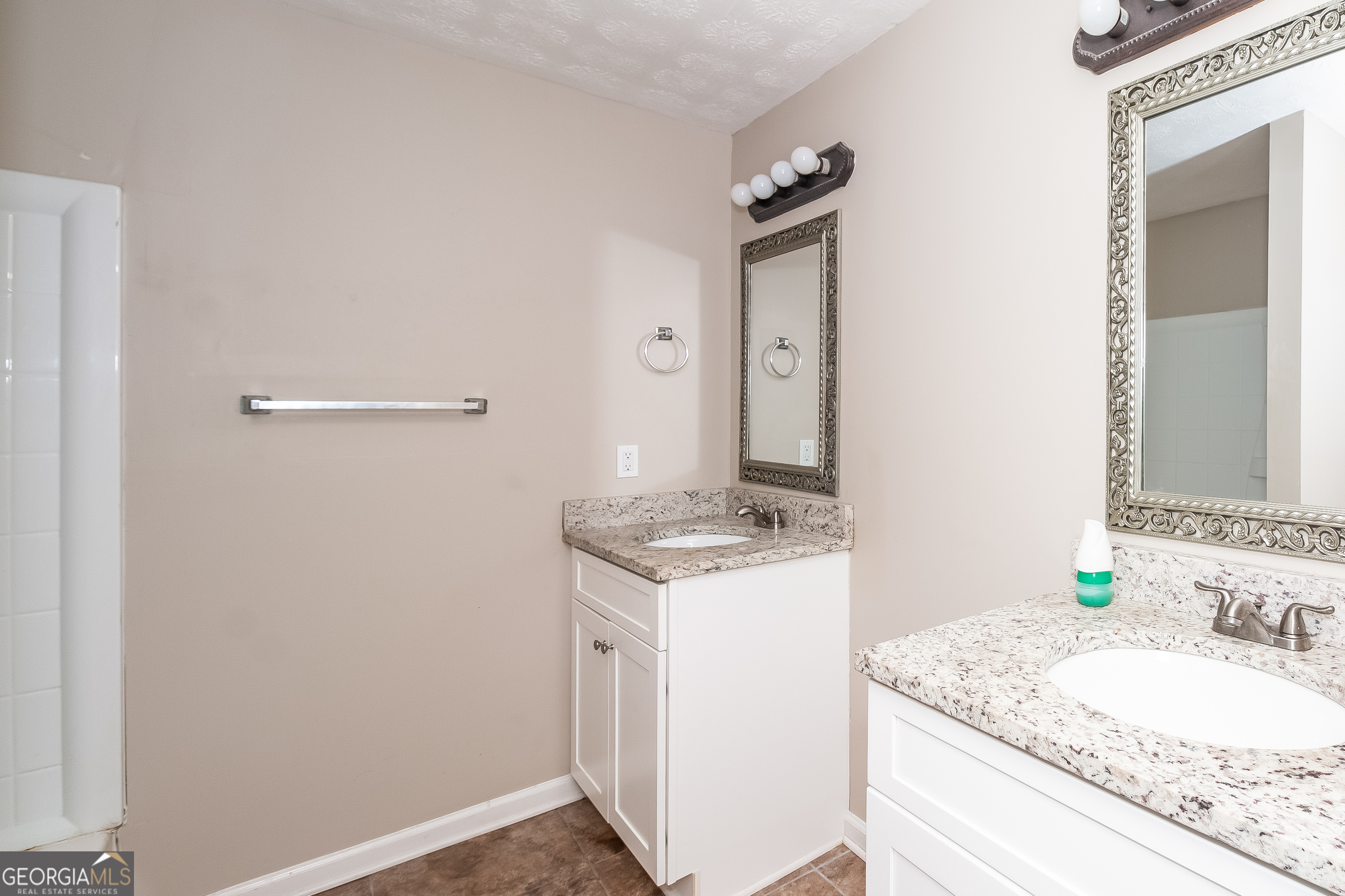 4540 Kent Road College Park, GA 30337 - Photo 9 of 16