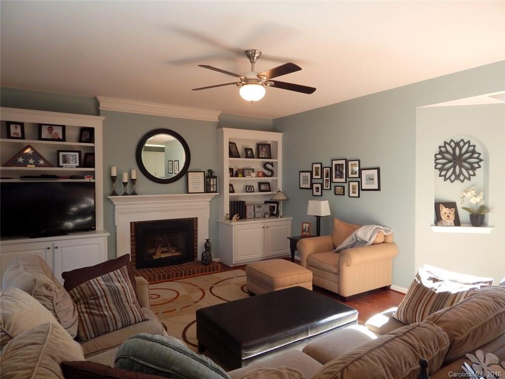 907 Cadogan Court Fort Mill, SC 29708 - Photo 3 of 19