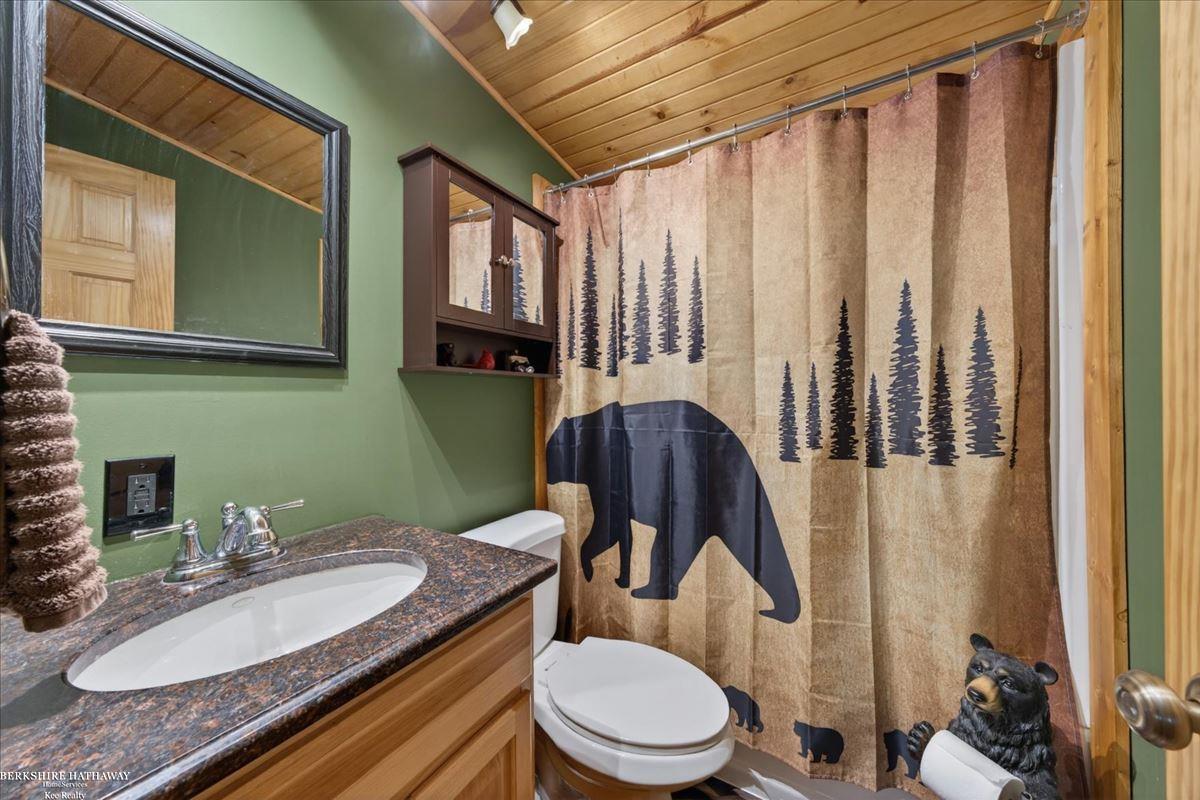 4808 North Water Road Sanford, MI 48657 - Photo 26 of 36