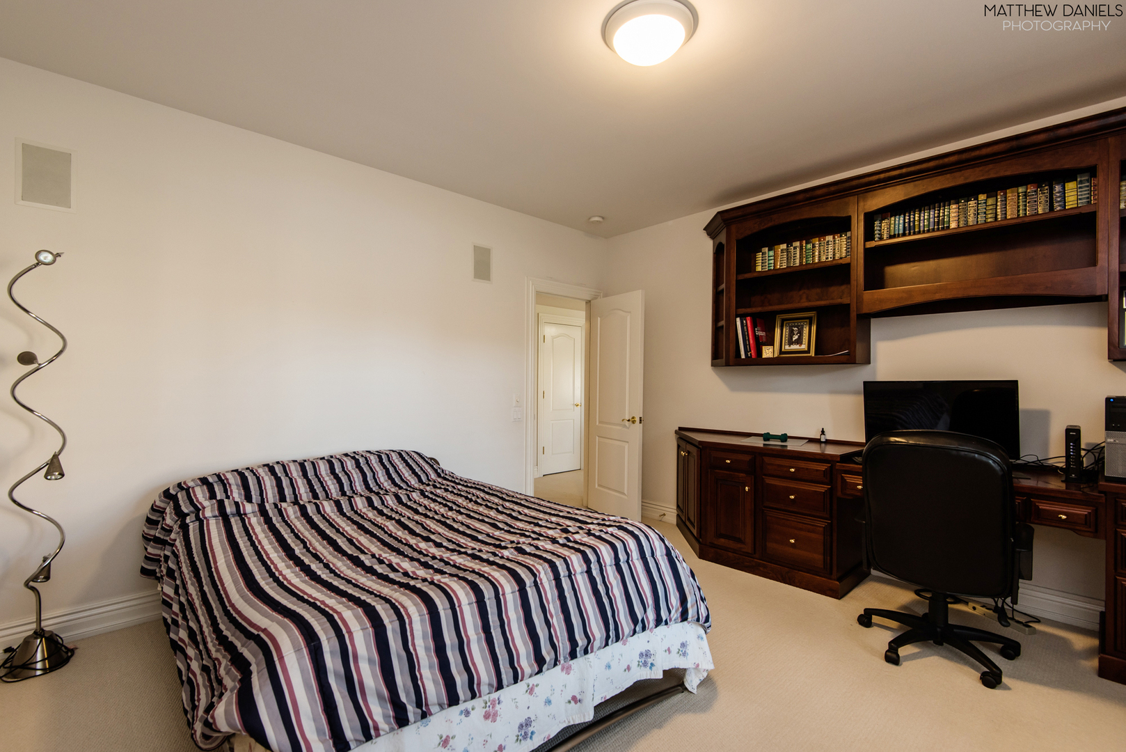 9291 Cascade Circle Burr Ridge, IL 60527 - Photo 22 of 25 Gallery Image 22