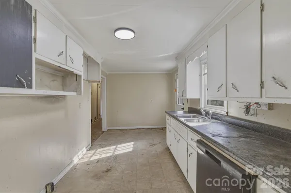 $155,000 | 1553 Echo Drive, Lenoir, NC 28645