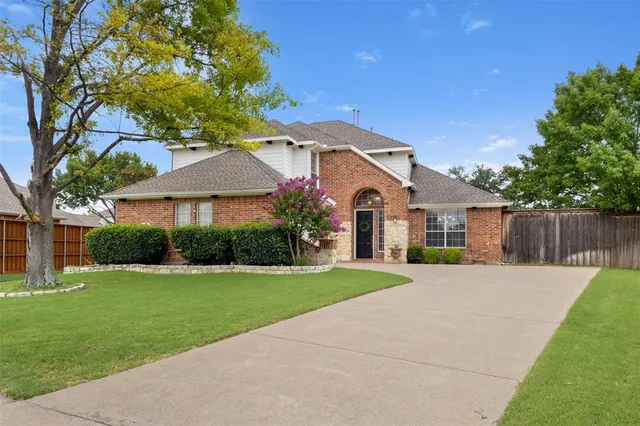 $699,000 | 3919 Marchwood Drive, Richardson, TX 75082