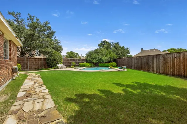 $699,000 | 3919 Marchwood Drive, Richardson, TX 75082