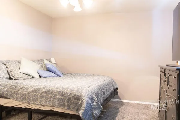 $349,900 | 1509 North Elm Street, Jerome, ID 83338