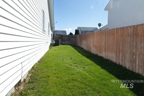 $349,900 | 1509 North Elm Street, Jerome, ID 83338