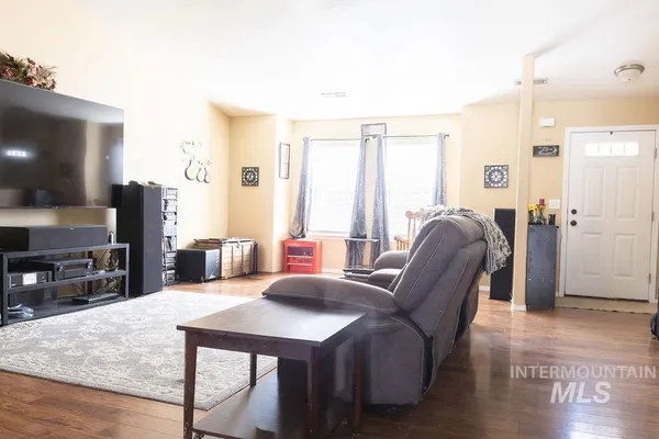 $349,900 | 1509 North Elm Street, Jerome, ID 83338