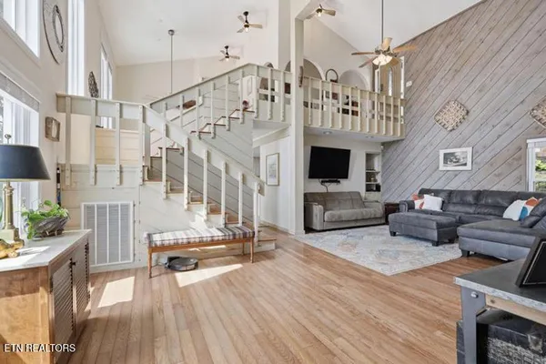 $949,900 | 692 Turtle Pointe, Bean Station, TN 37708