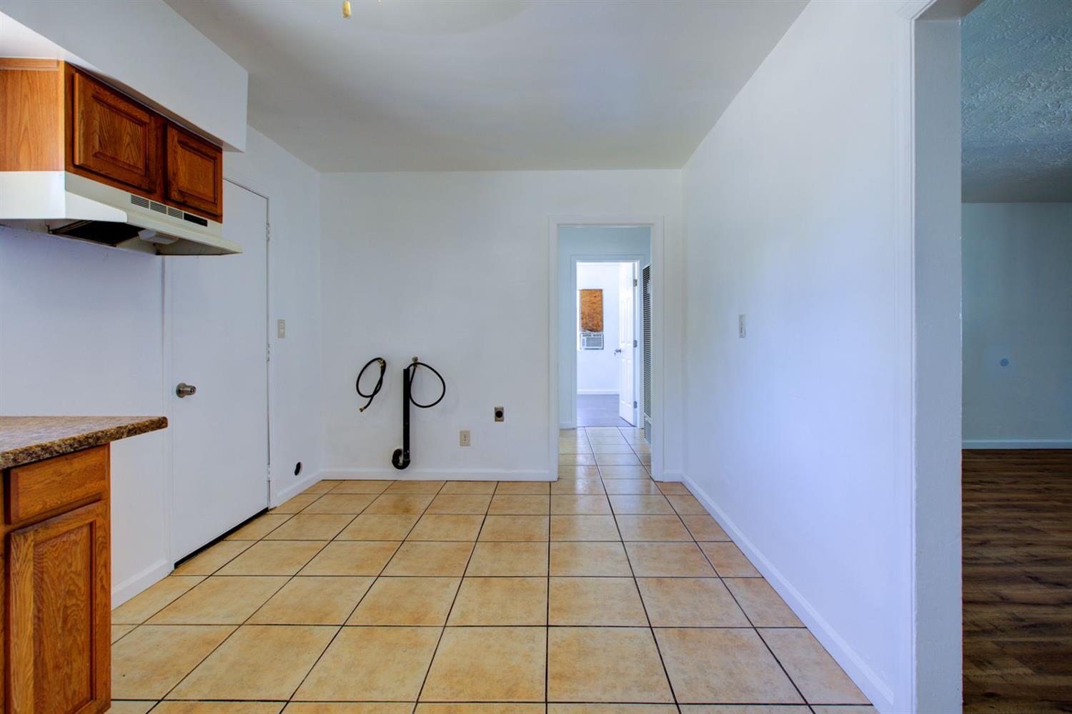 2354 Lambert Street Modesto, CA 95354 - Photo 10 of 23