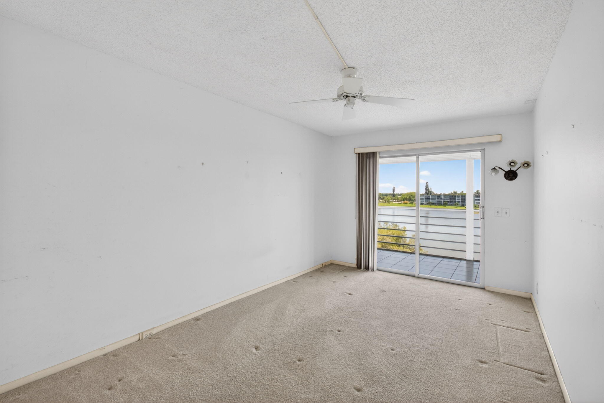 4059 Guildford East Boca Raton, FL 33434 - Photo 32 of 101 36-web-or-mls-DSC_8085