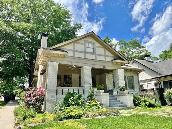 $3,550 | 616 Seminole Avenue Northeast, Atlanta, GA 30307