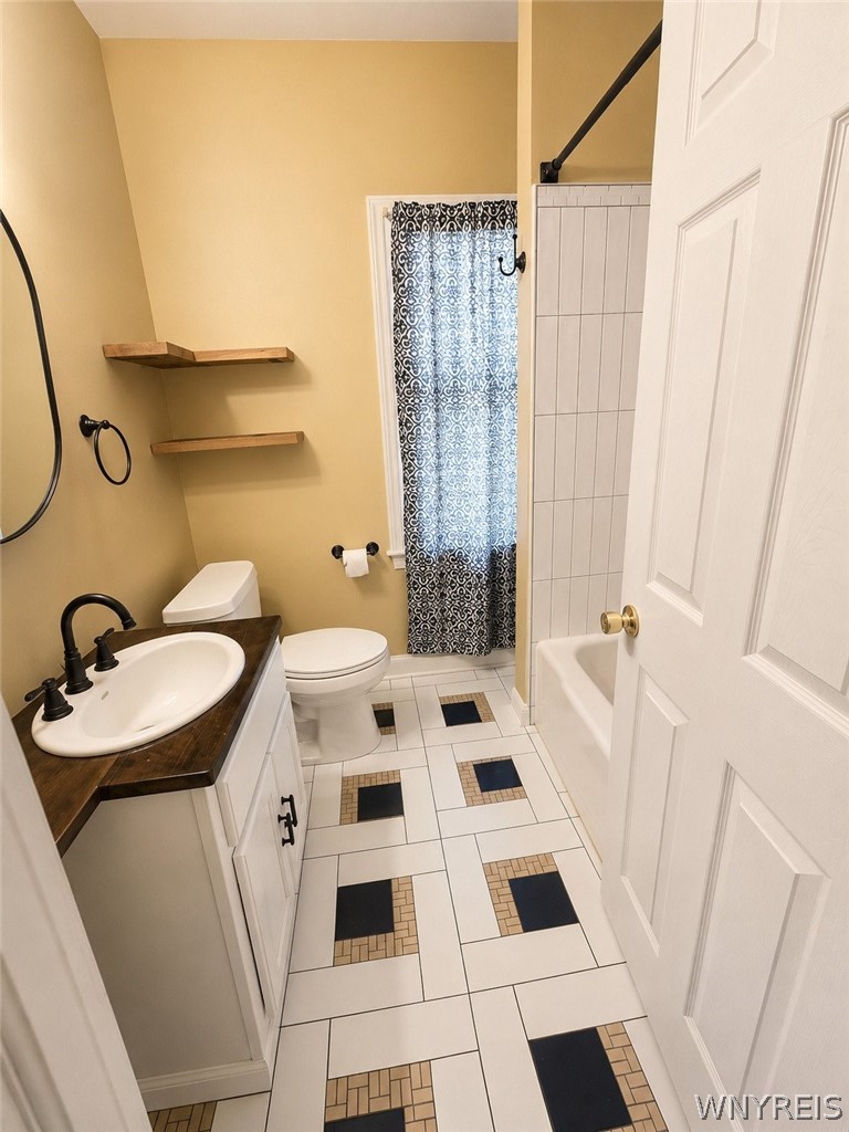 83 Baynes Street Buffalo, NY 14213 - Photo 11 of 13