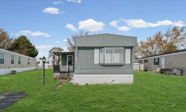 $30,000 | 1221 Brookshire Drive, Unit 1221, Rantoul, IL 61866