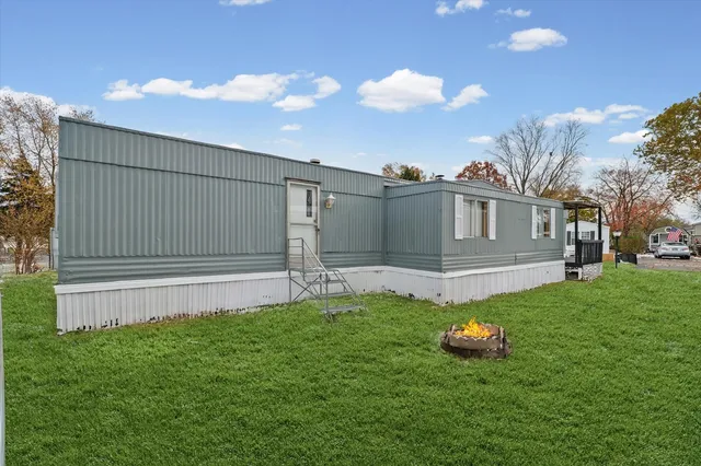 $30,000 | 1221 Brookshire Drive, Unit 1221, Rantoul, IL 61866