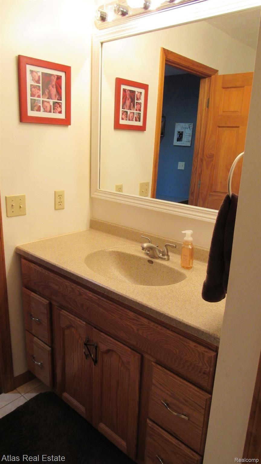 1441 Reid Road Grand Blanc, MI 48439 - Photo 24 of 31 IMG_2694.JPG