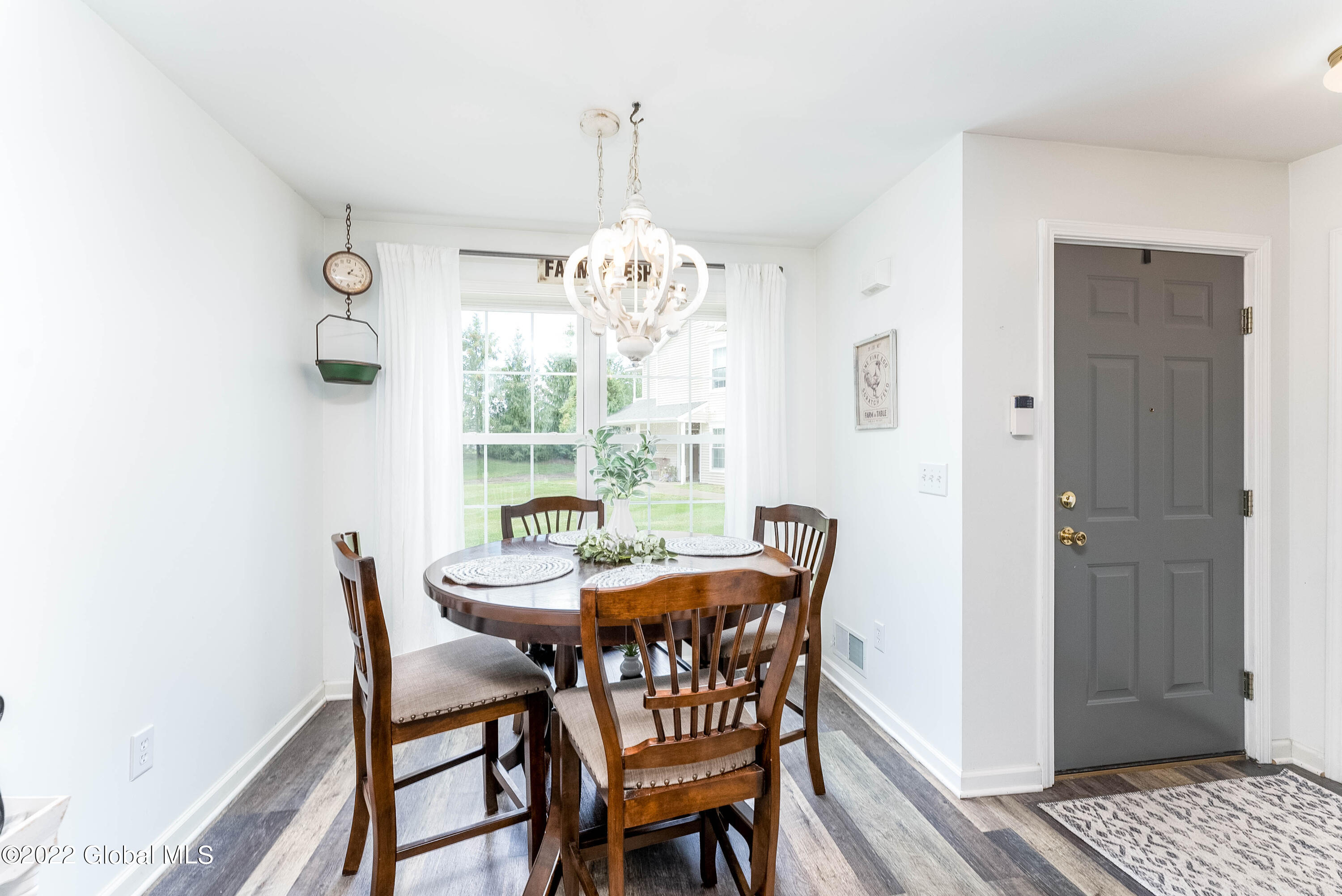 604 Cedar Run Rensselaer, NY 12144 - Photo 8 of 23 DSC03172-Edit